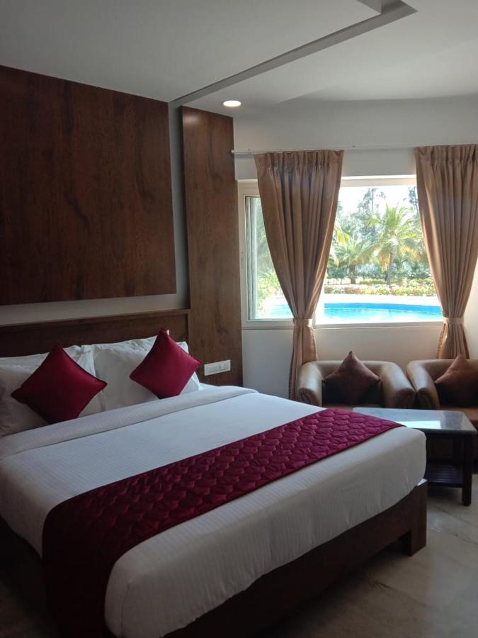 Coral Beach Resort Mahabalipuram Exterior photo