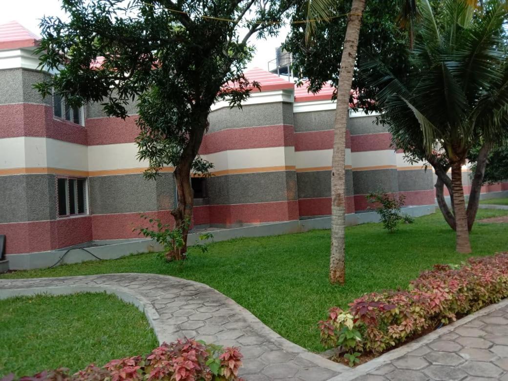 Coral Beach Resort Mahabalipuram Exterior photo